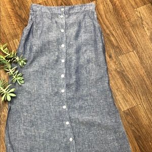 NWOT Linen chambray button front skirt, Med